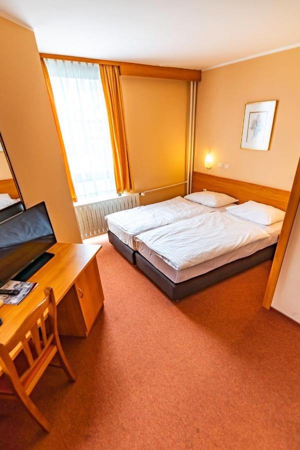 Hotel Park Čakovec Eksteriør billede