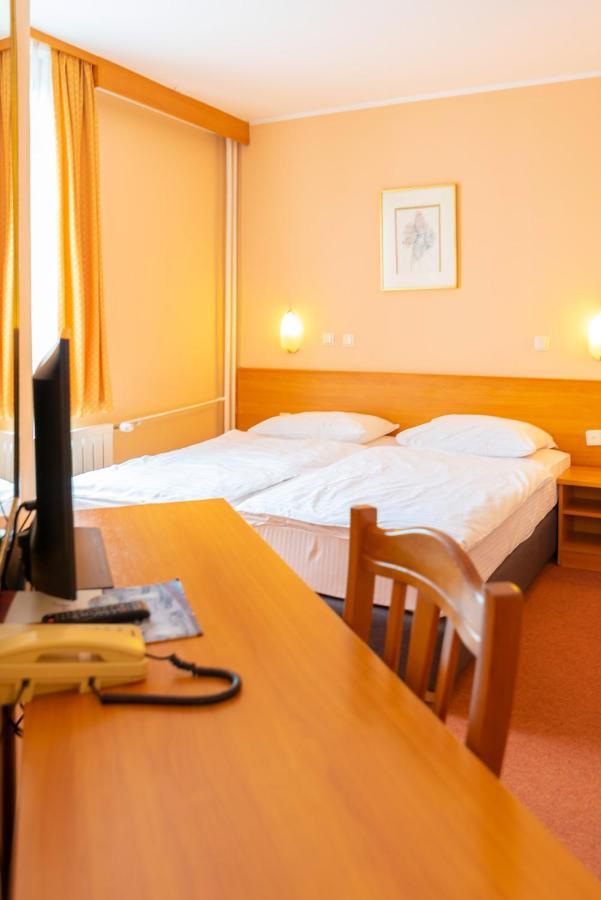 Hotel Park Čakovec Eksteriør billede