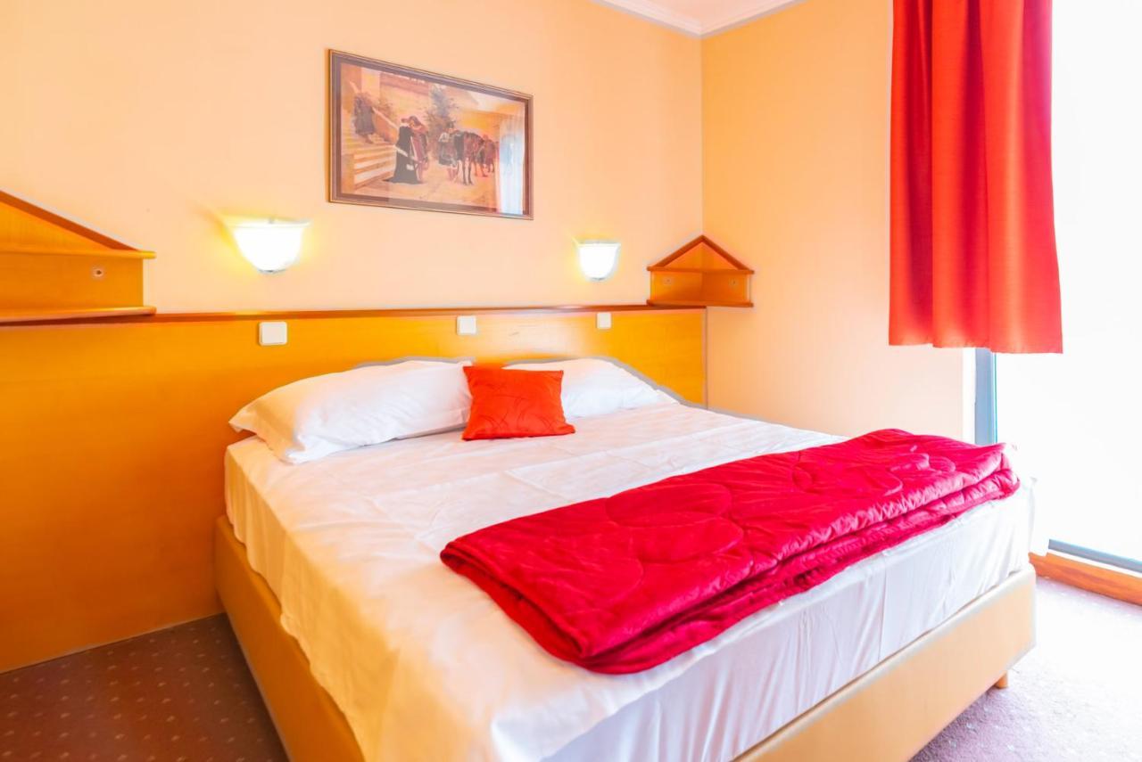 Hotel Park Čakovec Eksteriør billede