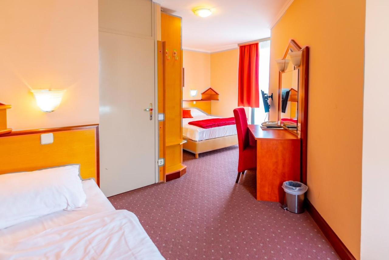Hotel Park Čakovec Eksteriør billede